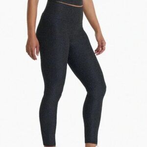 Vuori Clean Elevation Legging - Limited Print in Black/Gray Heather Gingham - M